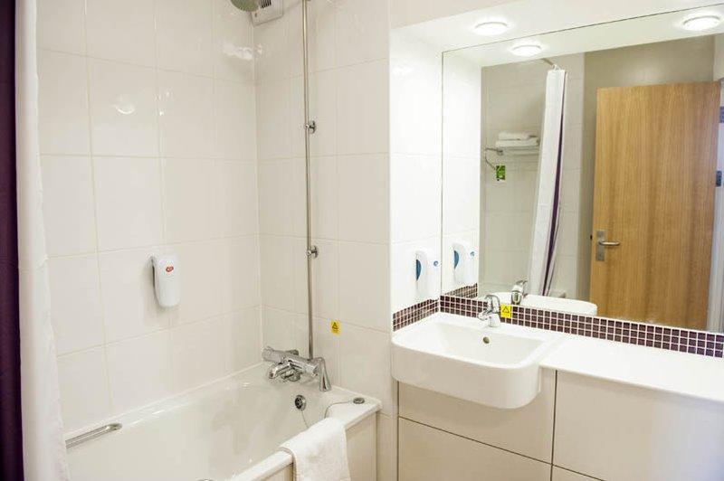 Premier Inn London Ίλφορντ Εξωτερικό φωτογραφία